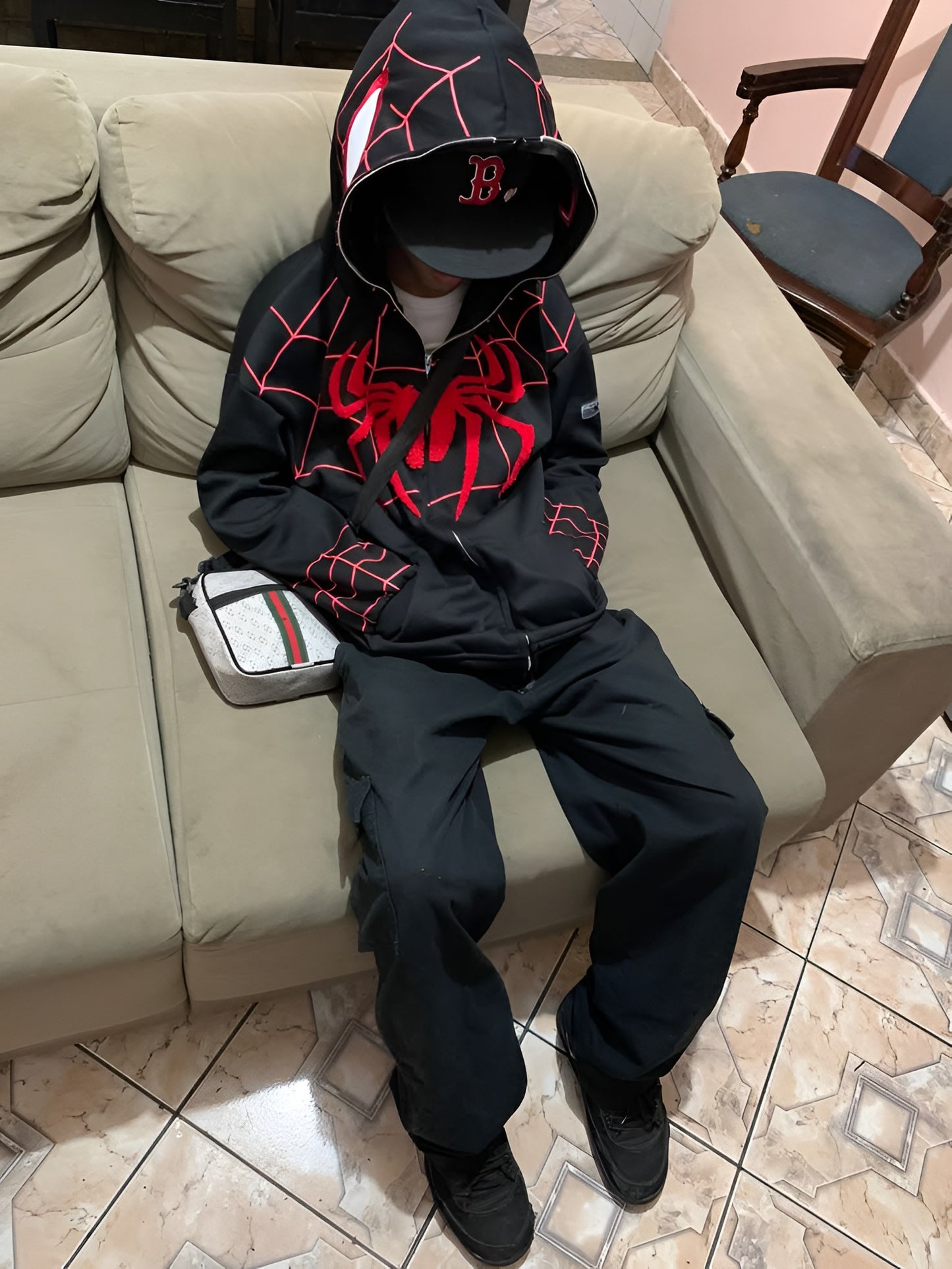 Black Spiderman Zipper Hoodie Outfit Look